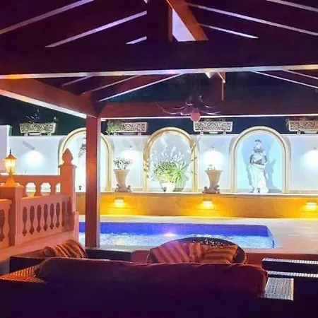 Med Panoramautsikt Med Privat Pool I Calpe, Costa Blanca, Spanien *