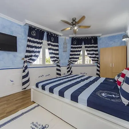 Med Panoramautsikt Med Privat Pool I Calpe, Costa Blanca, Spanien Calpe